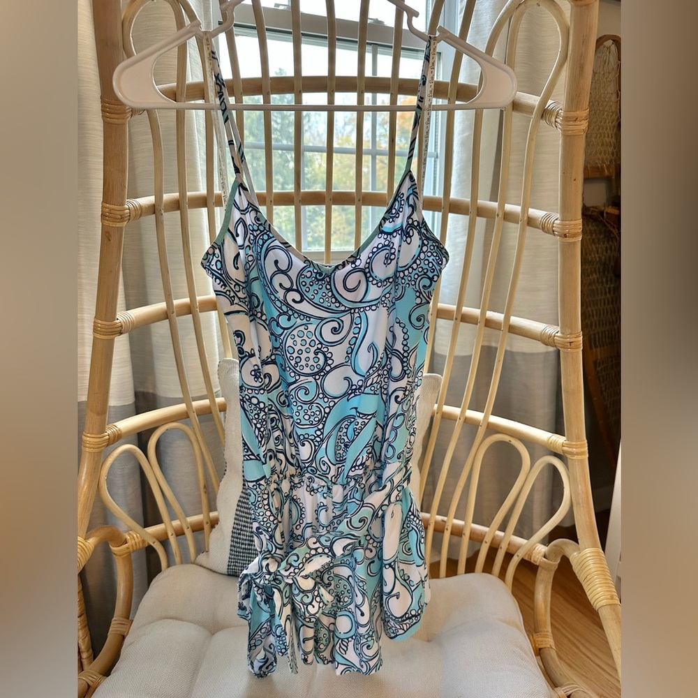 Lilly Pulitzer Blue and White Paisley Romper size small